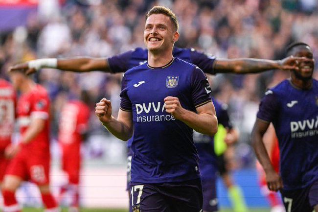 午夜三级影院